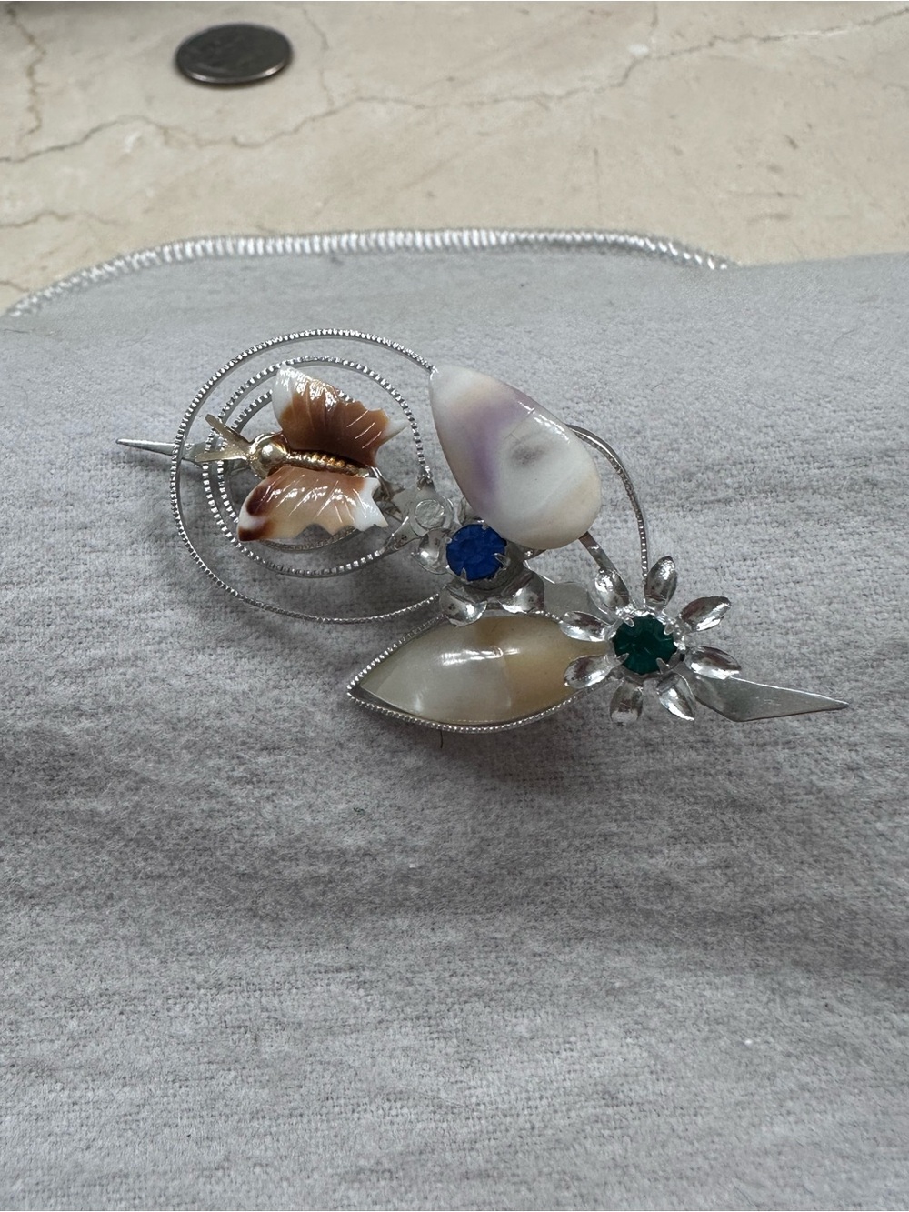 Vintage Silver tone shell pin